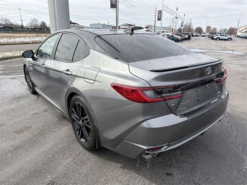 Used 2025 Toyota Camry XSE image 5