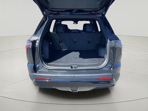 Used 2026 Chevrolet Equinox RS w/ Safety and Technology Package image 15