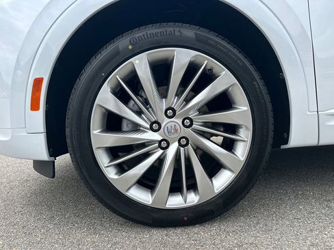 New 2026 Buick Envision Avenir image 12