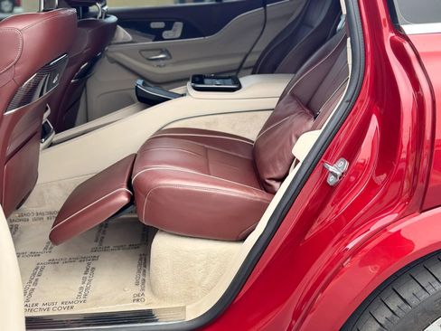 Used 2021 Mercedes-Benz Maybach GLS 600 4MATIC image 12