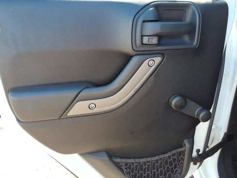 Used 2016 Jeep Wrangler Unlimited Sport image 20