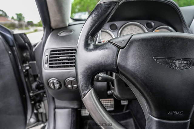 Used 2002 Aston Martin Vanquish RWD image 29
