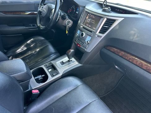 Used 2014 Subaru Legacy 3.6R Limited image 17
