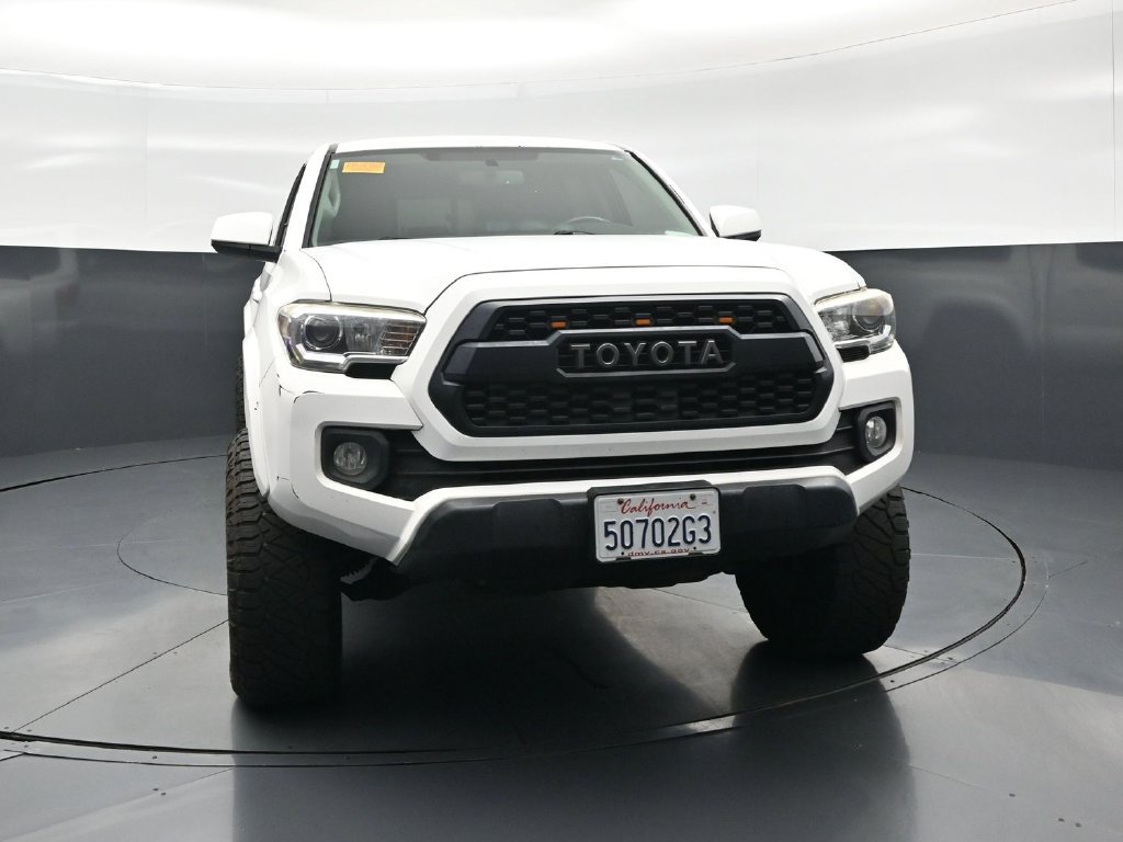 Used 2017 Toyota Tacoma SR5 w/ Tow Package AWD/4WD image 50