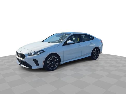 Used 2025 BMW 228i xDrive AWD/4WD image 4
