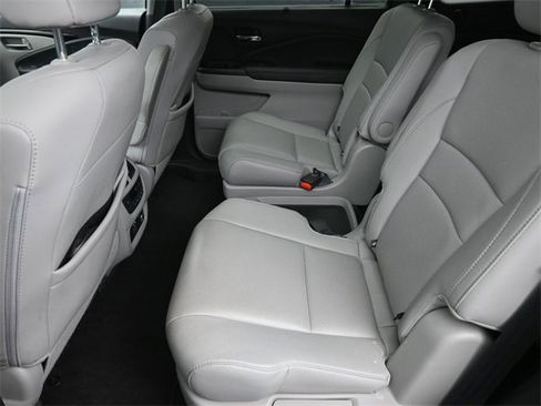 Used 2022 Honda Pilot Elite image 22
