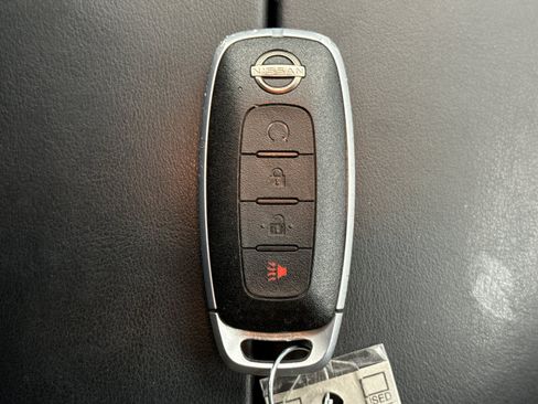 Used 2023 Nissan Rogue SV AWD/4WD image 24