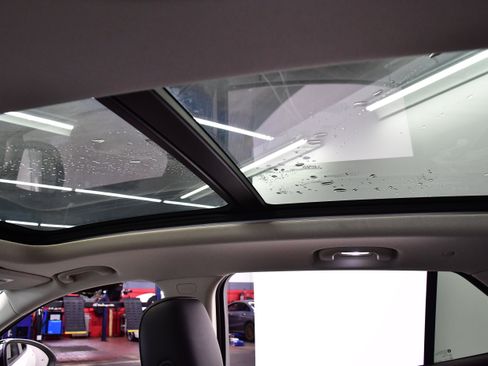 Used 2023 Buick Envision Essence w/ Sport Touring Package image 27