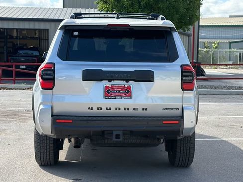 Certified 2025 Toyota 4Runner TRD Off-Road Premium w/ Tow Technology Package image 7