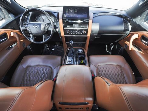 Used 2024 INFINITI QX80 Sensory image 57
