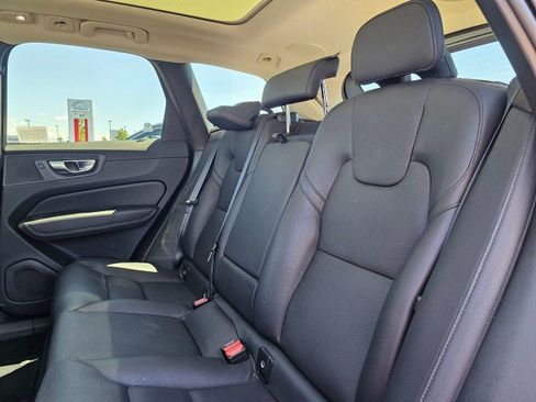 Used 2023 Volvo XC60 B5 Plus AWD/4WD image 22
