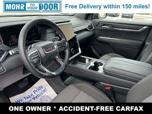 Used 2025 GMC Acadia Elevation image 14