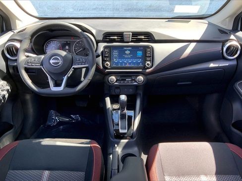 New 2025 Nissan Versa SR w/ Trunk Package image 5