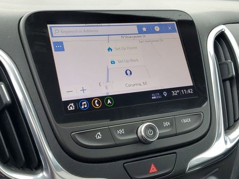 Certified 2019 Chevrolet Equinox LT w/ Sun & Navigation Package image 19