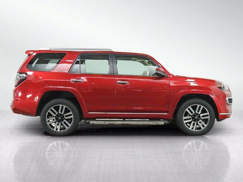 Used 2022 Toyota 4Runner Limited AWD/4WD image 6