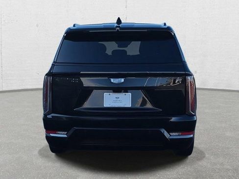 Used 2026 Cadillac Escalade IQL Sport 1 w/ LPO, ONYX Package image 6