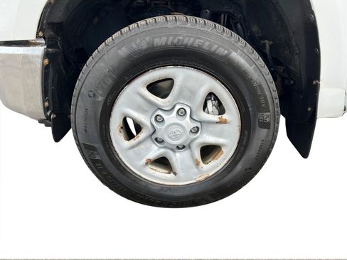 Used 2016 Toyota Tundra SR5 AWD/4WD image 31