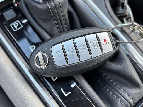 Used 2025 Nissan Altima 2.5 SV FWD image 21