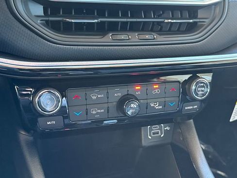 New 2026 Jeep Compass Limited image 20