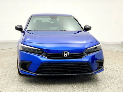 Used 2023 Honda Civic Sport image 2
