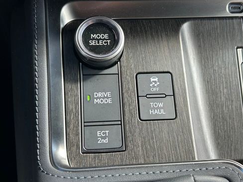 Used 2025 Lexus GX 550 AWD/4WD image 36