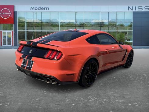 Used 2016 Ford Mustang Shelby GT350 w/ Technology Package RWD image 5