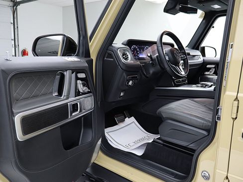 Used 2022 Mercedes-Benz G 550 image 37