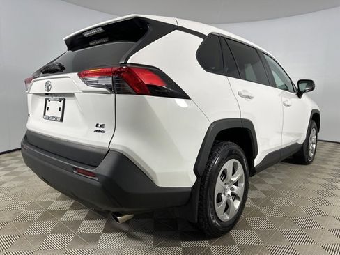 Used 2023 Toyota RAV4 LE image 7