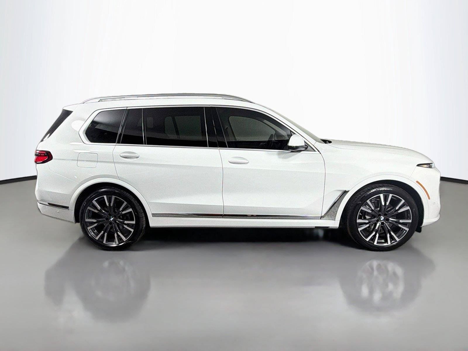 New 2027 BMW X7 xDrive40i AWD/4WD image 4