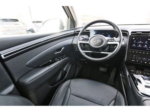 Used 2023 Hyundai Tucson Limited w/ Cargo Package FWD image 10