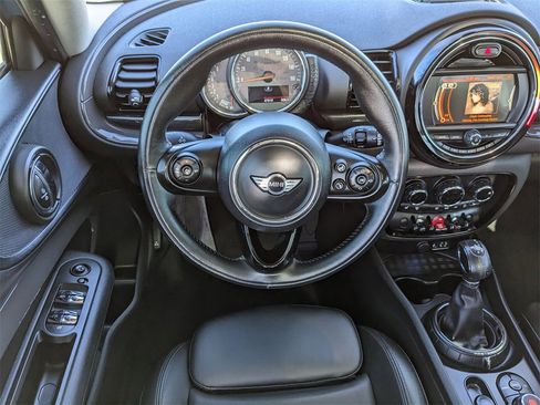 Used 2017 MINI Cooper Clubman S image 16