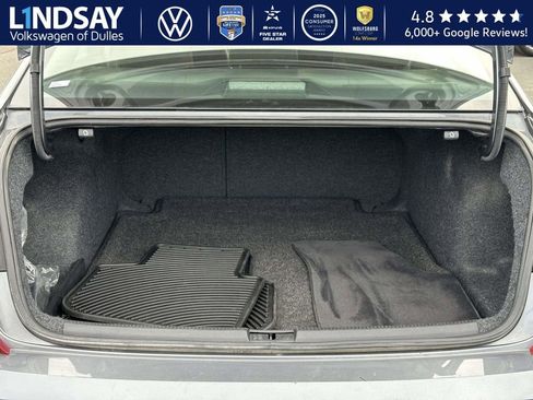 Used 2017 Volkswagen Passat 1.8T SE image 12