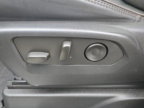 Used 2021 Chevrolet Tahoe High Country image 28