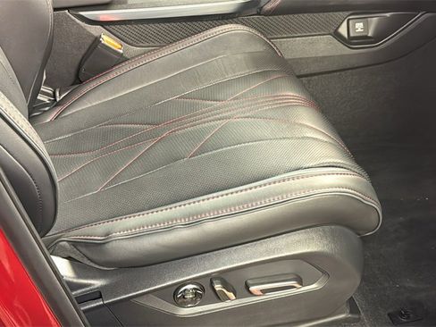 Used 2025 Acura MDX A-Spec image 11