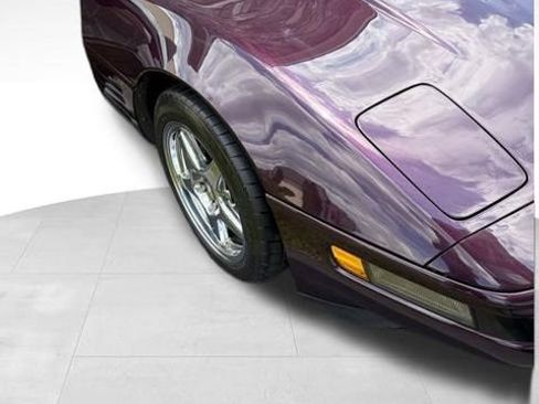 Used 1994 Chevrolet Corvette Coupe RWD image 3