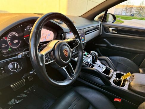 Used 2019 Porsche Cayenne S AWD/4WD image 17