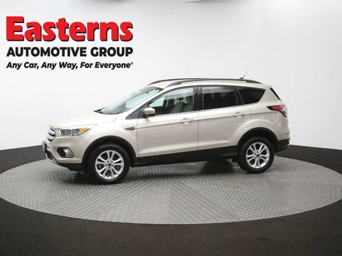 Used 2018 Ford Escape SE w/ SE Sync 3 Package AWD/4WD image 58
