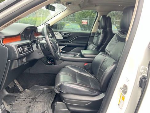 Used 2020 Lincoln Aviator Reserve w/ Equipment Group 202A image 19