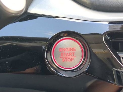 Used 2026 Acura MDX w/ Technology Package image 24