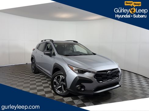 Used 2024 Subaru Crosstrek 2.0i Premium image 1