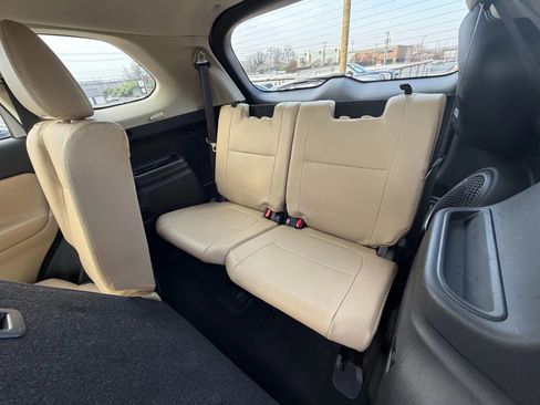 Used 2015 Mitsubishi Outlander SE image 14