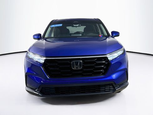 Used 2023 Honda CR-V EX image 3