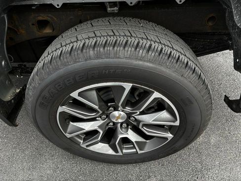 Used 2024 Chevrolet Silverado 1500 LT image 14