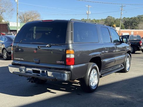 Used 2004 GMC Yukon XL SLT w/ Preferred Equipment Group image 8