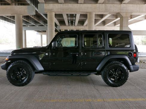 Used 2020 Jeep Wrangler Unlimited Sport AWD/4WD image 23