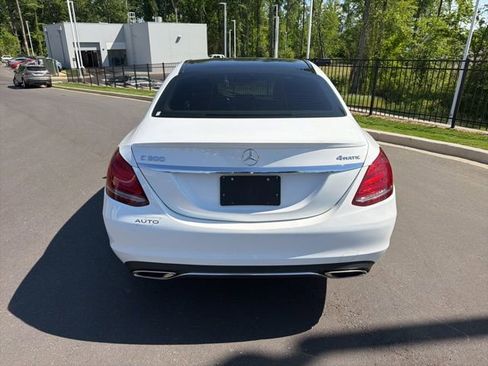 Used 2017 Mercedes-Benz C 300 4MATIC Sedan image 4