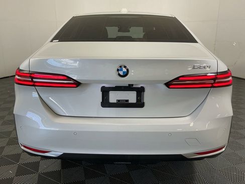 Certified 2025 BMW 530i w/ Premium Package RWD image 9