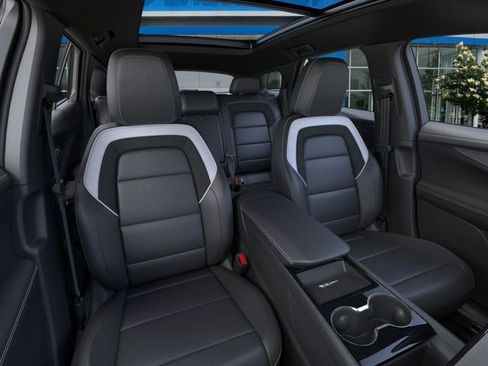 New 2025 Chevrolet Blazer EV LT image 16