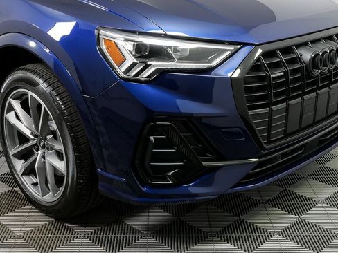 Used 2024 Audi Q3 2.0T Premium Plus image 36