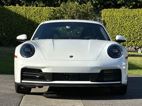 Used 2025 Porsche 911 Carrera image 10